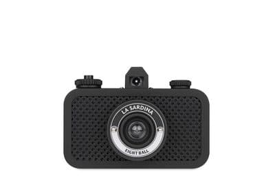 Lomography La Sardina 8-Ball