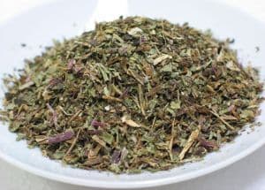 Dandelion Leaf -- FREE POST