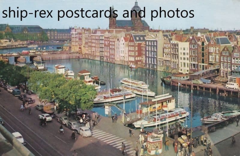 Amsterdam tourist boats a
