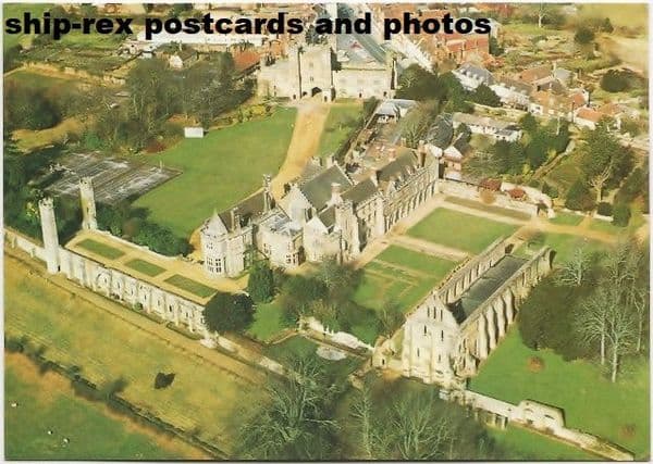 Battle Abbey (East Sussex) postcard
