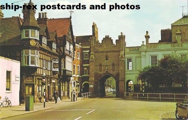 Beverley (Yorkshire) The North Bar, postcard