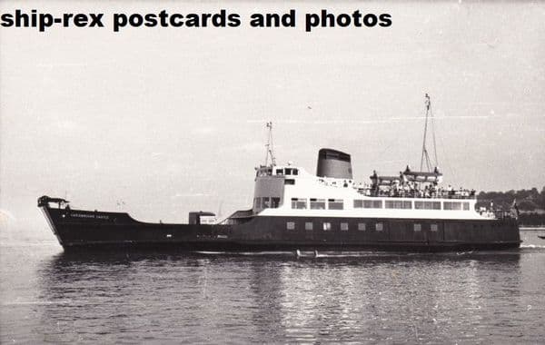 CARISBROOKE CASTLE (1959a, Red Funnel)~a