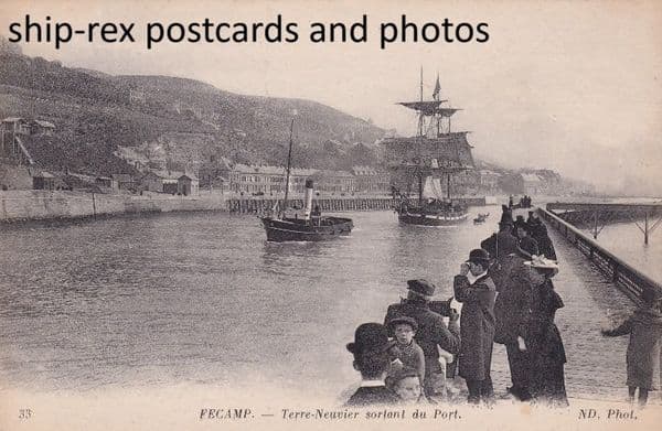 Fecamp (Normandy) a ship departs