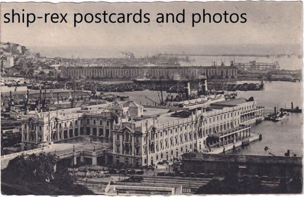 Genoa with Lloyd Sabaudo liner at berth