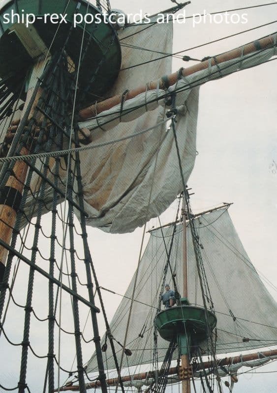 MAYFLOWER II (replica ship) c