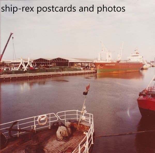 REGULIERSGRACHT (Dutch cargo vessel) a