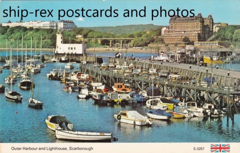 Scarborough harbour, Yorkshire b1