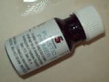 Plastic primer for hard to adhere plastics such as polyethylene etc : 5ml