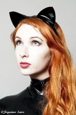 Kitty ears in black (E)