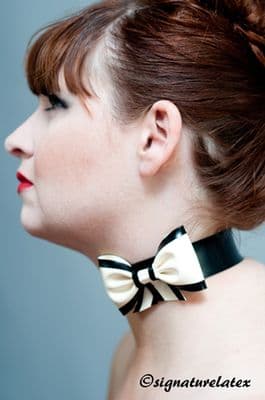 Latex choker with bow and trim