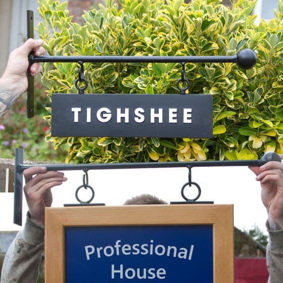 Ball End Wrought Iron Brackets| The Sign Maker Shop