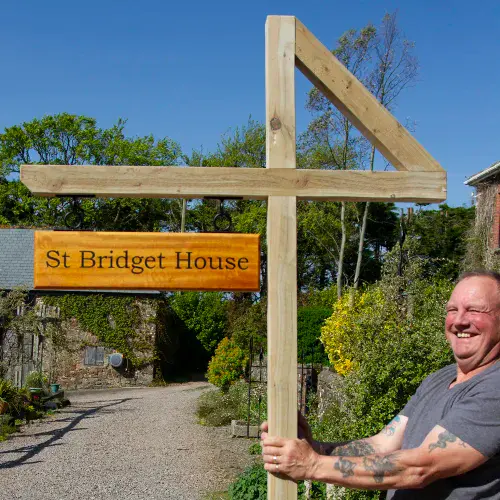 Good Value - Rustic Post with Arm & Fixings | The Sign Maker Shop