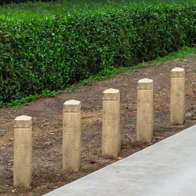 Green Oak Bollards