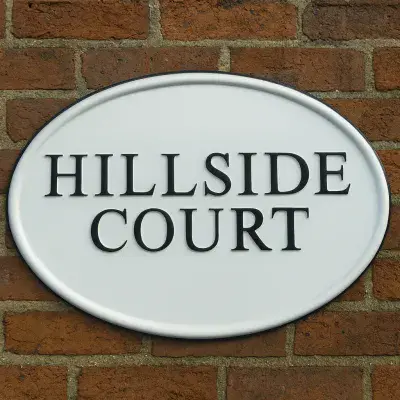 Hand Painted Cast Oval Sign STO4 - 1 or 2 Lines of Straight Text