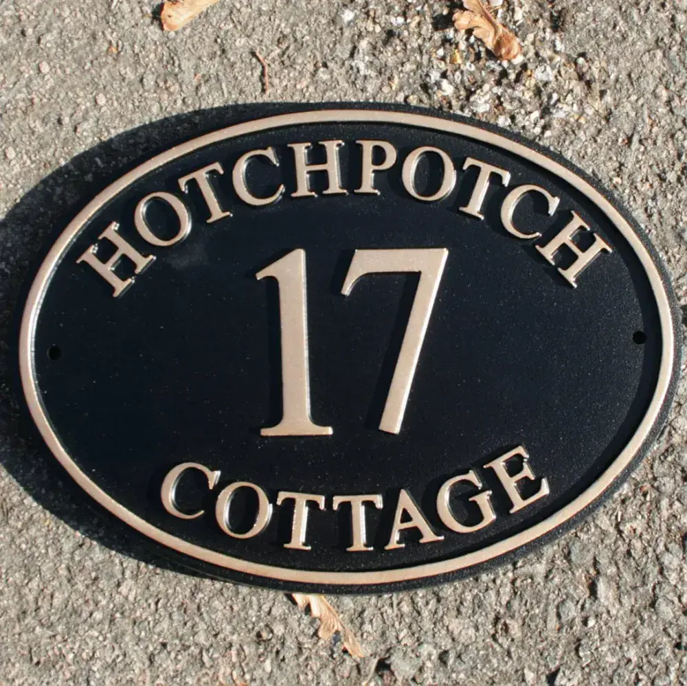 Hand Painted Cast Oval Sign STO5 - Number and 1 or 2 lines of Curved Text