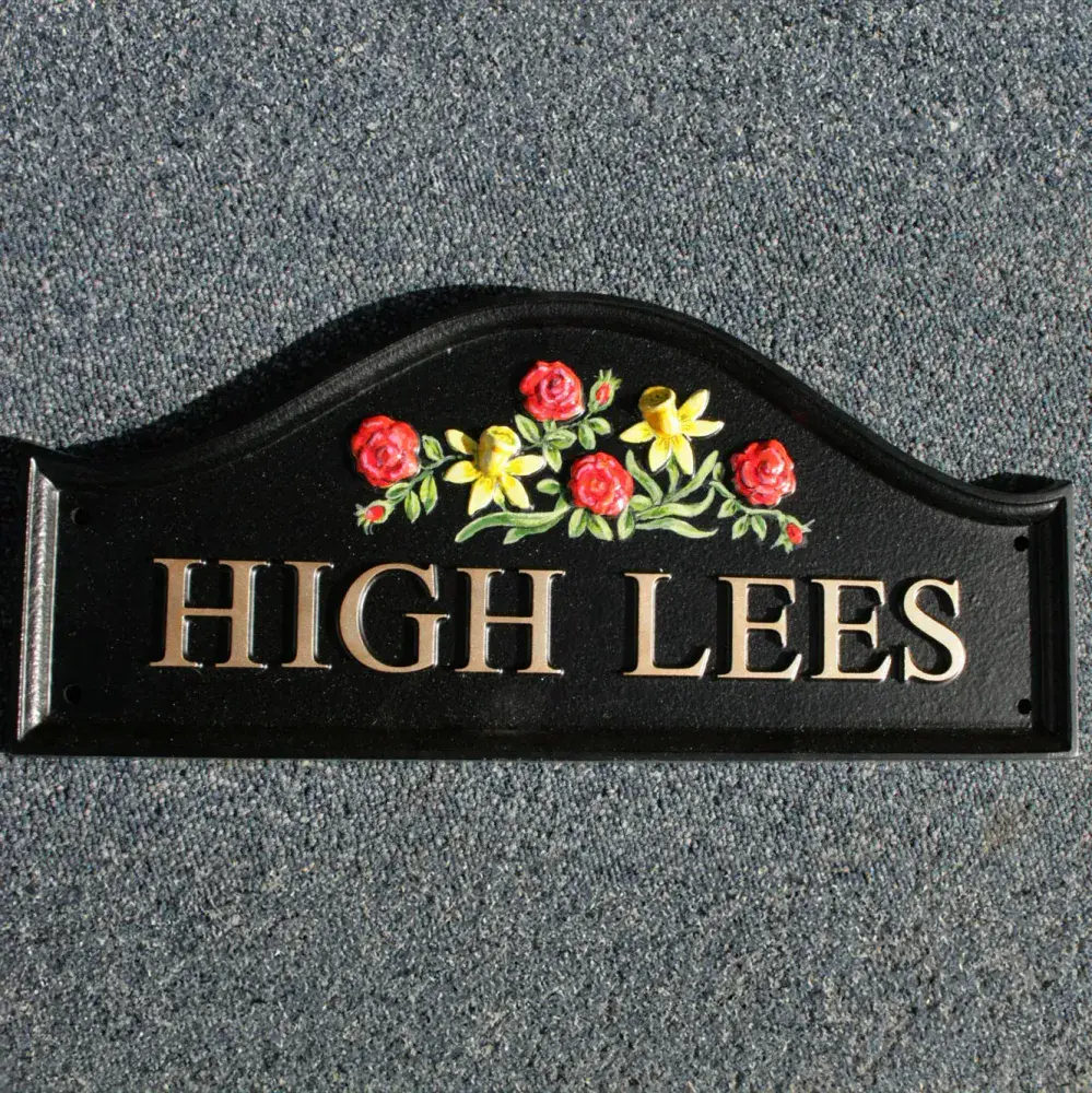 Hand Painted Domed Rectangular Cast Sign STDR3 - 1 Line of Straight Text with a Motif