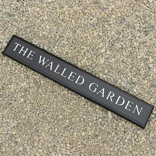 Hand Painted Rectangular Cast Sign STR6 - 1 Line of Straight text with chamfered edge - 600mm x 100m