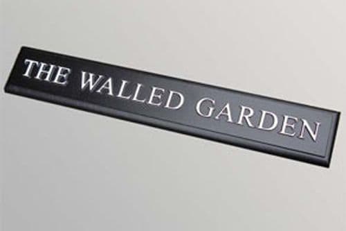 Hand Painted Rectangular Cast Sign STR6 - 1 Line of Straight text with chamfered edge - 600mm x 100m