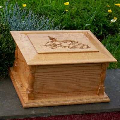 Oak Casket-Pillar Corners-Engraved Top