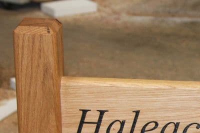Oak Post - 4