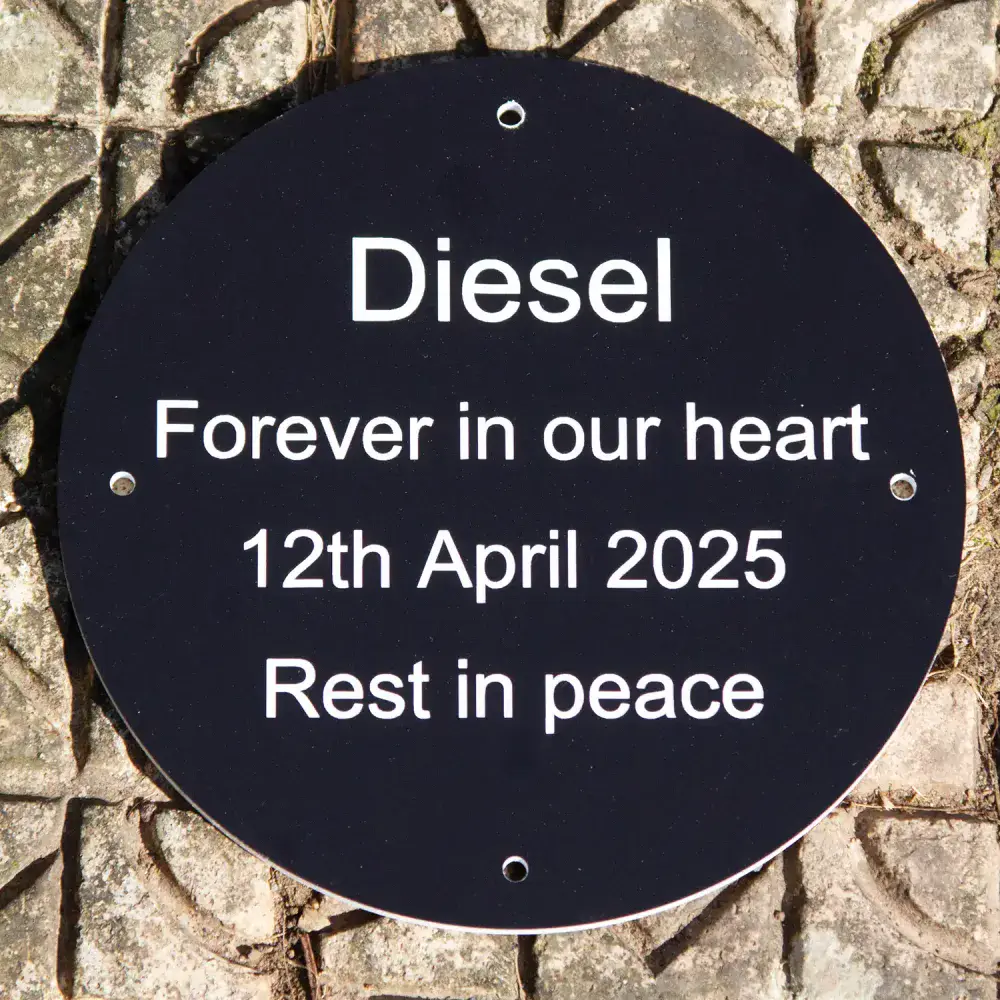 Round Memorial Plaque -  Engraved 3.2mm Acrylic Laminate