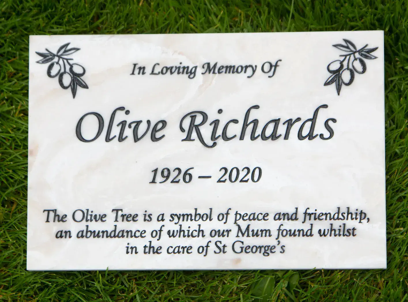 Stone-like Corian Memorial