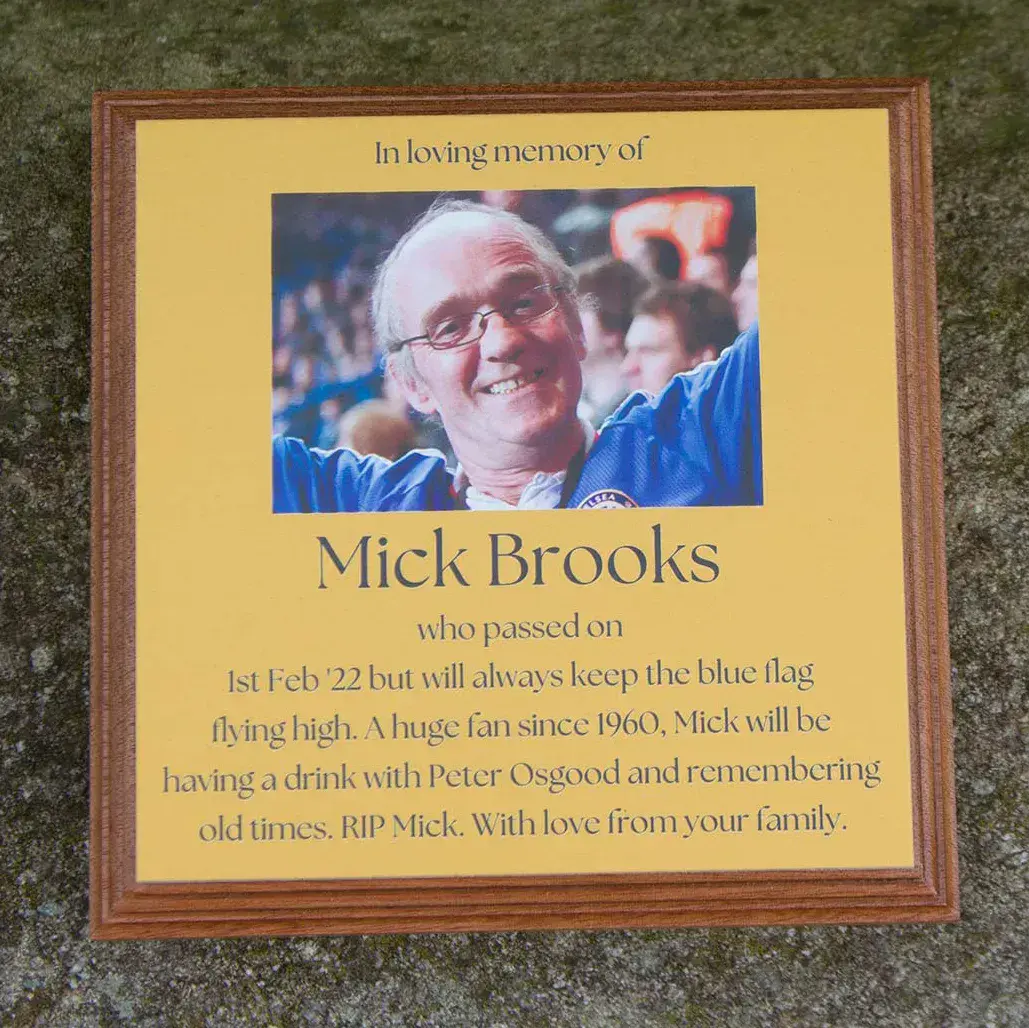 Photo Memorial with Gold Background