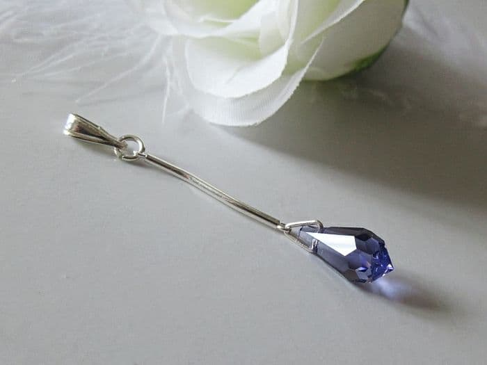 A Frosted Elegance: Jewellery to Dazzle This December