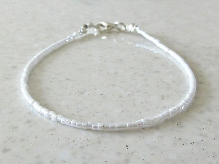thumbnail image 2 of White Seed Beaded Stackable Stretch Anklet – Round Beads 19cm Unbranded 2 of 6