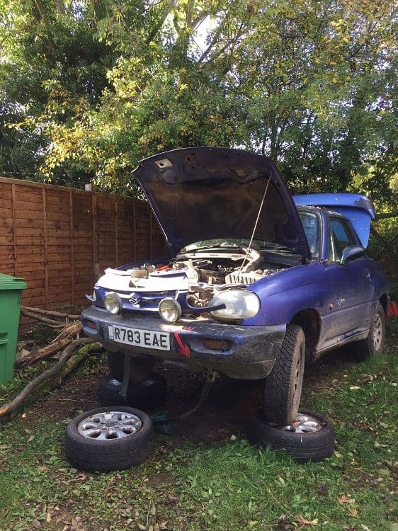 Sat Here Going Nowhere - The Trials Of An Amateur Mechanic.