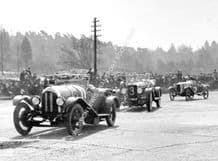 Bentley 3 Litre (Birkin/Clement)s Sunbeam (Segrave) & Salmson 1927 Brooklands 6 Hour . Photo