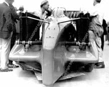 Bluebird on Daytona Beach 1928 (tail view)