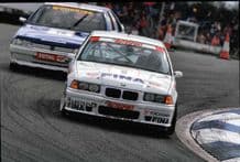 BMW 318i Soper leads a Peugeot Donington BTCC 1994
