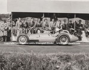 BRM V16 Mk1  Stirling Moss . Pitting, Dundrod 1952
