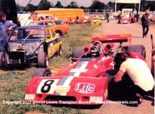 CHEVRON B24 Peter Gethin . photo Mallory Park F5000 1974