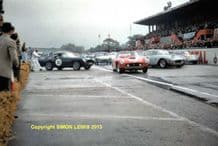 Ferrari 250 GT SWBs & Aston Martin DB4GT (Jim Clark) 'Le Mans start' 1960 Montlhery 1000kms