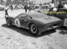 FORD GT40 Ron Fry's car in Silverstone paddock c.1966 . 10x7 amateur photo