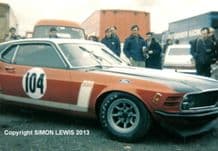 Ford Mustang 302 Frank Gardner, Brands Hatch paddock 1970 . 7x5 (b)