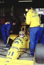 Lotus 101 Judd Piquet 1989 Silverstone test pit garage