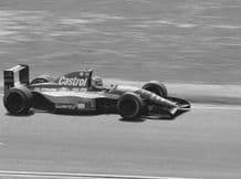 Lotus 107 Mika Hakkinen at speed German GP 1992 (b)