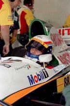 Lotus 109 Zanardi pit garage French GP 1994