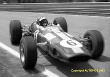 LOTUS 33 Jim Clark,  Warwick Farm, 1967 Tasman Series  black & white
