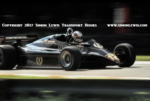 Nigel Mansell Lotus F1 auto a Tabac Corner, Monaco 1982 Foto stock Nigel Mansell Lotus F1 auto a Tabac Corner, Monaco 1982 Foto stock