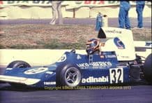 Lyncar F1 deVilotta Mallory Park Shellsport 1976 action photo