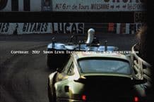 Matra 670C Pescarolo-Larrousse & Porsche 911. Tertre Rouge.  Le Mans 1974