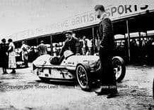 Morgan 3 wheeler Clive Lones at Brooklands 1932 Relay Race