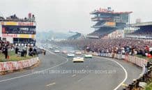 Porsche 917 Stommolen leads at the start Le Mans 1969