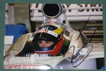 Riccardo Zonta on pit garage photo - BAR