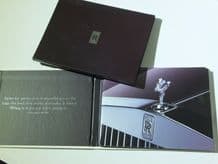 ROLLS ROYCE PHANTOM Brochure/ Press kit with CD Rom included.
