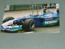 SAUBER F1 2001 Hiedfeld pit lane Silverstone 6x4" photo